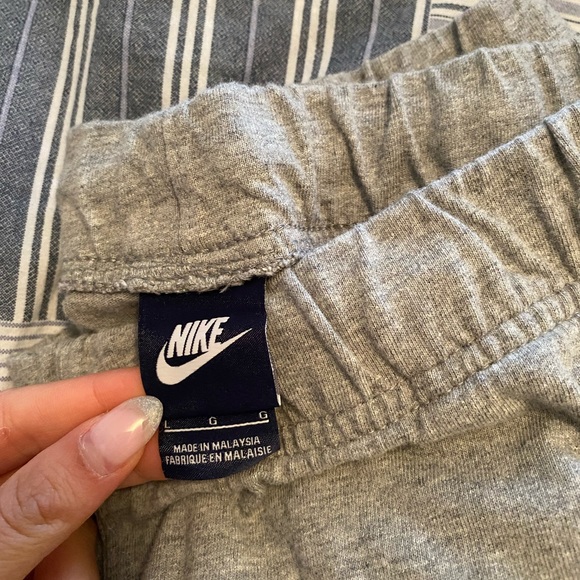 SOLD - Picture 3 of 4